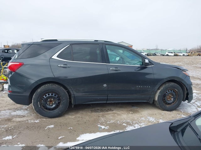 2GNAXMEV4J6185942 Chevrolet Equinox Premier