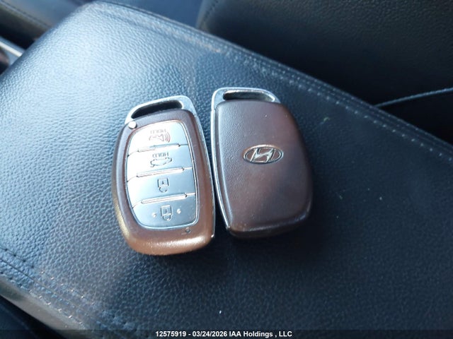 KMHD84LFXHU336675 Hyundai Elantra Se/value/limited