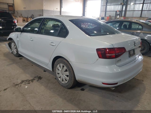 12575920 :رقم المزاد ، 3VW2B7AJ0HM237645 vin ، 2017 Volkswagen Jetta 1.4 Tsi Trendline+ مزاد بيع
