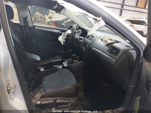 12575920 :رقم المزاد ، 3VW2B7AJ0HM237645 vin ، 2017 Volkswagen Jetta 1.4 Tsi Trendline+ مزاد بيع
