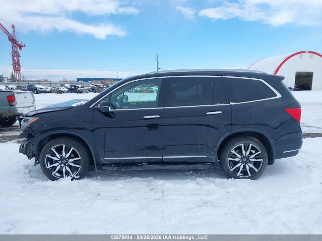 Продажа на аукционе авто 2019 Honda Pilot Touring, vin: 5FNYF6H69KB503401, номер лота: 12575934