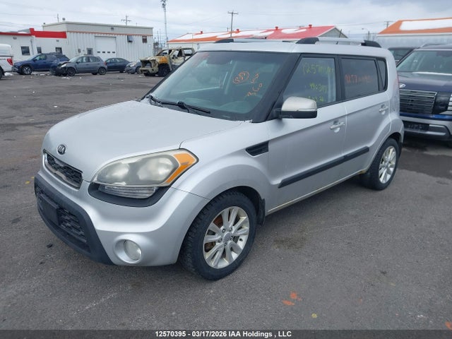 Продажа на аукционе авто 2013 Kia Soul 2.0l 2u/2.0l 4u/2.0l 4u Burner/2.0l 4u Luxury/2.0l 4u Retro, vin: KNDJT2A62D7490397, номер лота: 12570395