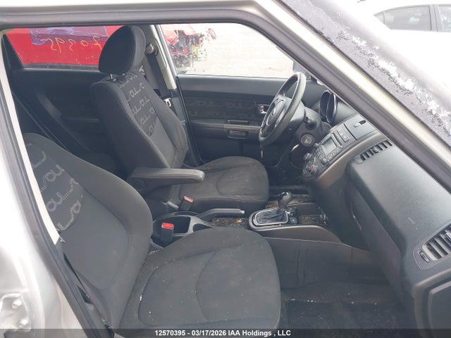 Продажа на аукционе авто 2013 Kia Soul 2.0l 2u/2.0l 4u/2.0l 4u Burner/2.0l 4u Luxury/2.0l 4u Retro, vin: KNDJT2A62D7490397, номер лота: 12570395