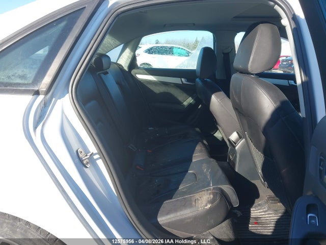 WAUBFCFL5GN001990 Audi A4 2.0t Komfort Plus