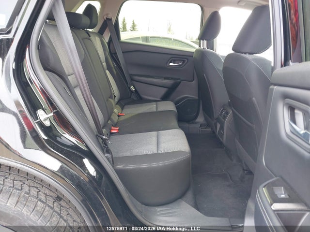 JN8BT3BBXSW156406 Nissan Rogue Sv/rock Creek