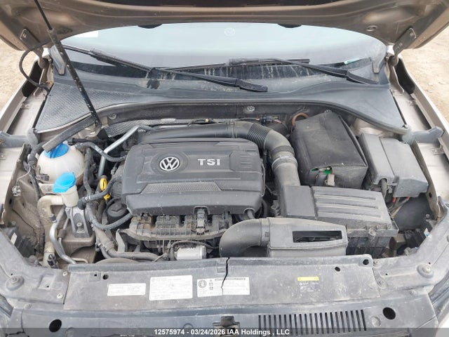 12575974 :رقم المزاد ، 1VWBS7A34FC007624 vin ، 2015 Volkswagen Passat 1.8 Tsi Comfortline مزاد بيع