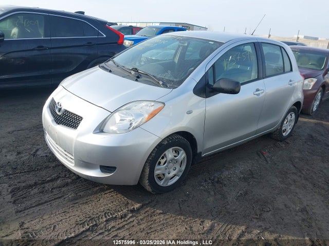 2007 Toyota Yaris Le/rs მანქანა იყიდება აუქციონზე, vin: JTDKT923X75114032, აუქციონის ნომერი: 12575996