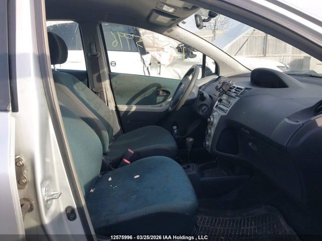 2007 Toyota Yaris Le/rs მანქანა იყიდება აუქციონზე, vin: JTDKT923X75114032, აუქციონის ნომერი: 12575996