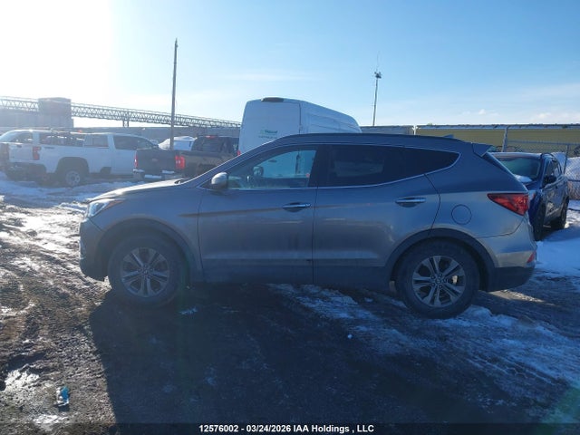 5NMZUDLB9HH049628 Hyundai Santa Fe Sport 2.4 Premium