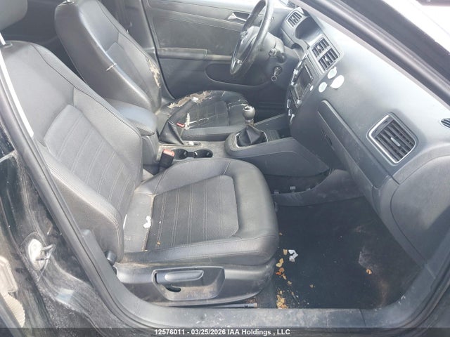 Продажа на аукционе авто 2011 Volkswagen Jetta 2.5l Comfortline/2.5l Sportline, vin: 3VWBX7AJ4BM356520, номер лота: 12576011