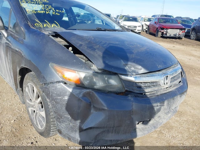 Продажа на аукционе авто 2012 Honda Civic Lx, vin: 2HGFB2F46CH120042, номер лота: 12576016