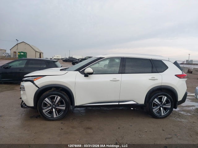 JN8BT3CB0PW190084 Nissan Rogue Sl