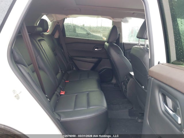 JN8BT3CB0PW190084 Nissan Rogue Sl