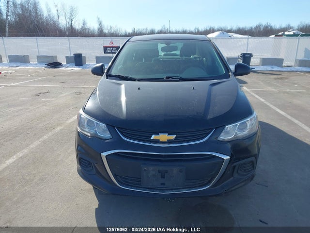 1G1JD5SH4H4156094 Chevrolet SONIC LT