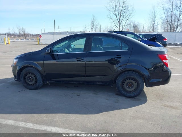 1G1JD5SH4H4156094 Chevrolet SONIC LT