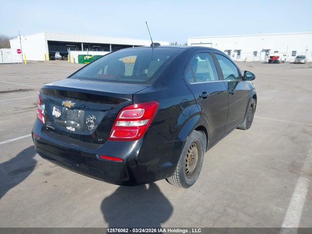 1G1JD5SH4H4156094 Chevrolet SONIC LT