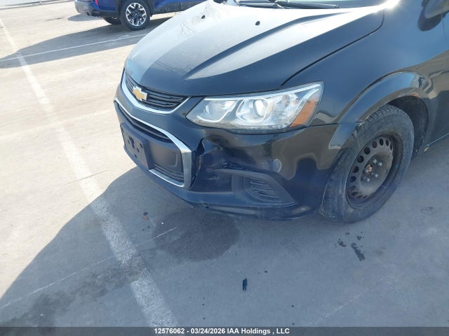 1G1JD5SH4H4156094 Chevrolet SONIC LT