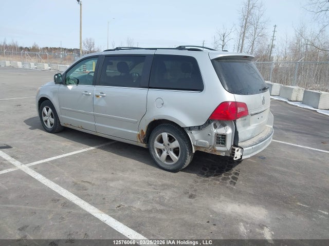 12576066 :رقم المزاد ، 2V4RW3DX4AR260915 vin ، 2010 Volkswagen Routan مزاد بيع