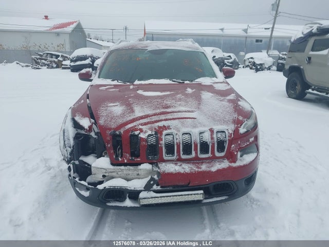 1C4PJMCS8FW520453 Jeep Cherokee Latitude