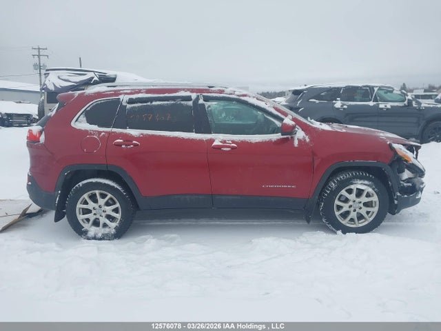 1C4PJMCS8FW520453 Jeep Cherokee Latitude