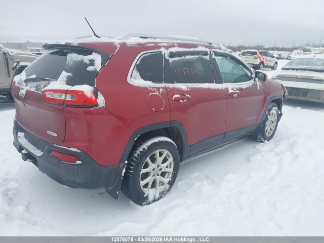 1C4PJMCS8FW520453 Jeep Cherokee Latitude