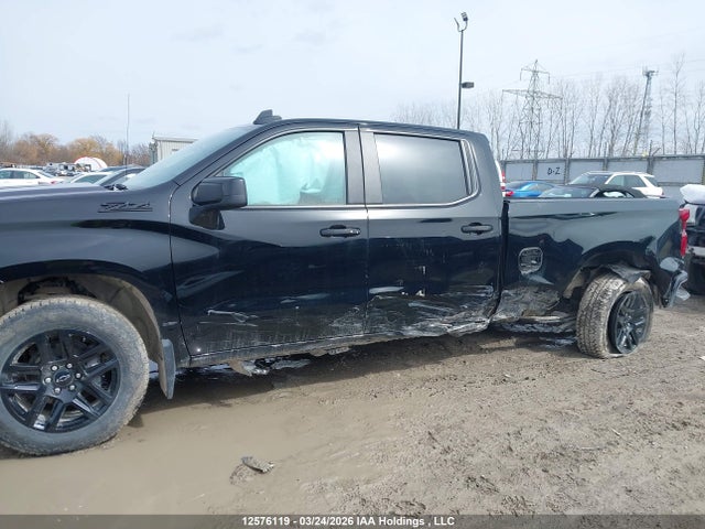 2026 Chevrolet Silverado 1500 4wd Rst მანქანა იყიდება აუქციონზე, vin: 3GCUKEED7TG120348, აუქციონის ნომერი: 12576119