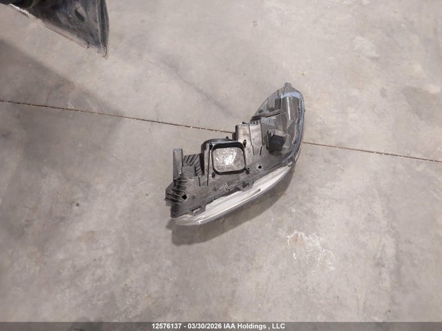 Продаж на аукціоні авто 2019 Ford Escape Se, vin: 1FMCU9GD3KUC13305, номер лоту: 12576137