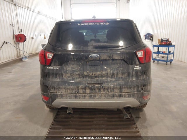 Ford ESCAPE SE 2019 1FMCU9GD3KUC13305 Image 16