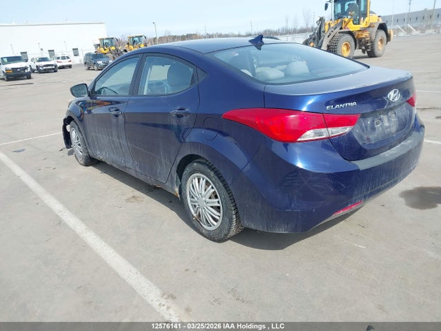 2011 Hyundai Elantra Gls/limited მანქანა იყიდება აუქციონზე, vin: 5NPDH4AE3BH061022, აუქციონის ნომერი: 12576141