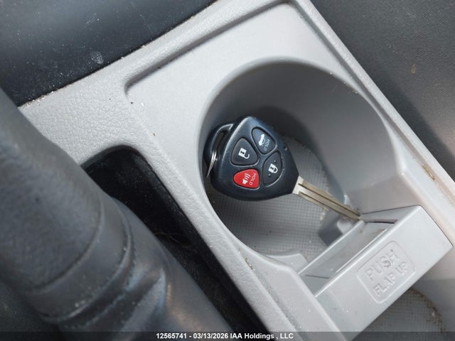 12565741 :رقم المزاد ، 2T1BU4EE5AC331138 vin ، 2010 Toyota Corolla Ce مزاد بيع