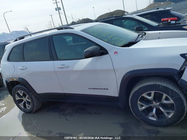 1C4PJMBS6GW368370 Jeep Cherokee Trailhawk