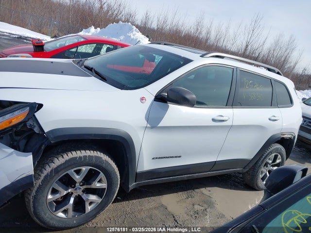 1C4PJMBS6GW368370 Jeep Cherokee Trailhawk