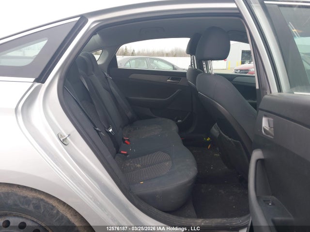 5NPE24AF9JH638827 Hyundai Sonata