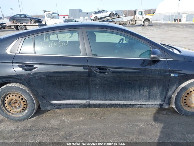 KMHC85LC4KU167302 Hyundai Ioniq Hybrid Preferred