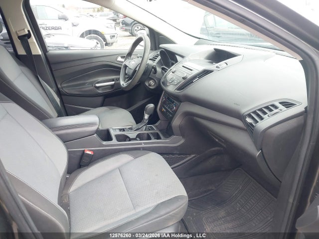 Продаж на аукціоні авто 2017 Ford Escape Se, vin: 1FMCU0G90HUA55327, номер лоту: 12576260