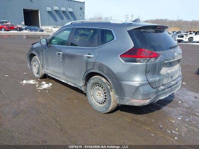5N1AT2MV7JC706990 Nissan Rogue Sv/sl