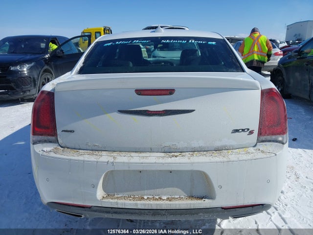 Продажа на аукционе авто 2022 Chrysler 300 S, vin: 2C3CCAGG0NH154700, номер лота: 12576364