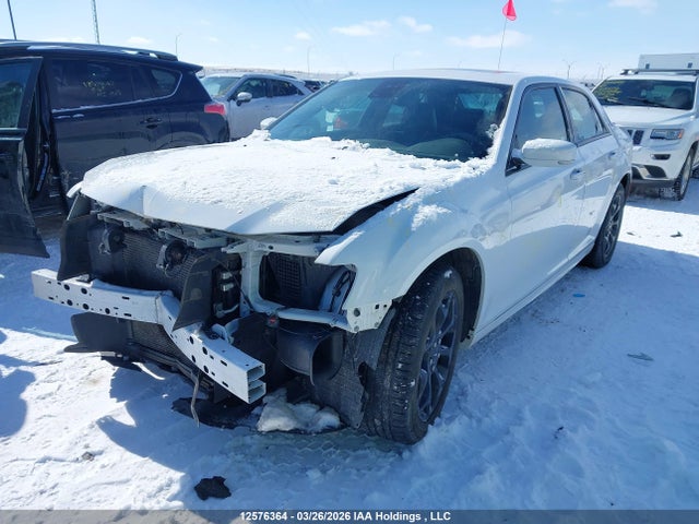 Продажа на аукционе авто 2022 Chrysler 300 S, vin: 2C3CCAGG0NH154700, номер лота: 12576364