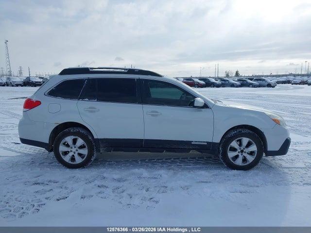 2011 Subaru Outback 3.6r Premium მანქანა იყიდება აუქციონზე, vin: 4S4BRJGC5B2427858, აუქციონის ნომერი: 12576366