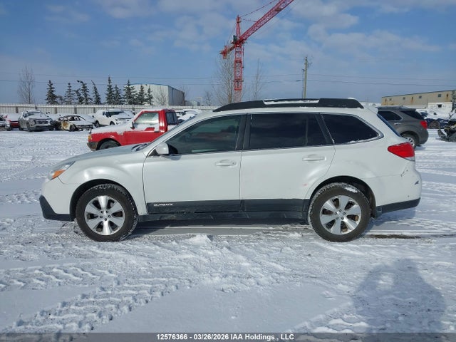 2011 Subaru Outback 3.6r Premium მანქანა იყიდება აუქციონზე, vin: 4S4BRJGC5B2427858, აუქციონის ნომერი: 12576366