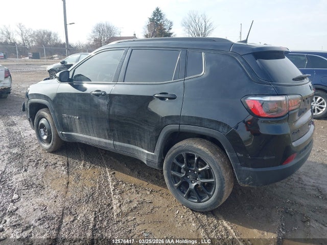 Jeep Compass Altitude 2023 3C4NJDFN2PT514300 Image 3