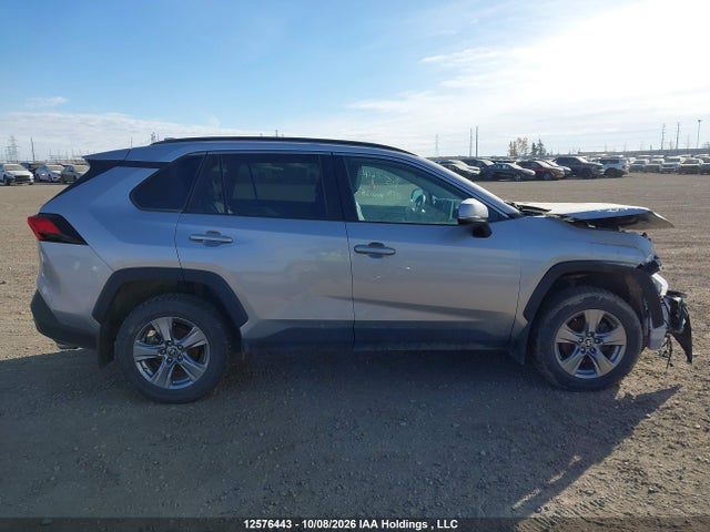 Продажа на аукционе авто 2024 Toyota Rav4, vin: 2T3R1RFV5RC400206, номер лота: 12576443