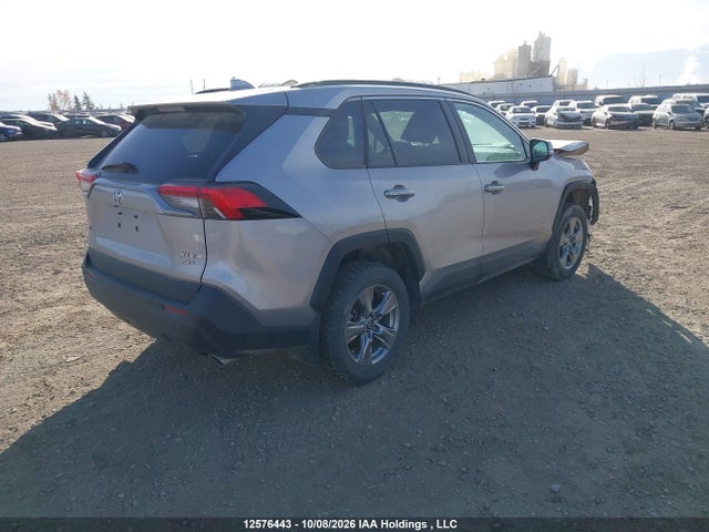 Продажа на аукционе авто 2024 Toyota Rav4, vin: 2T3R1RFV5RC400206, номер лота: 12576443