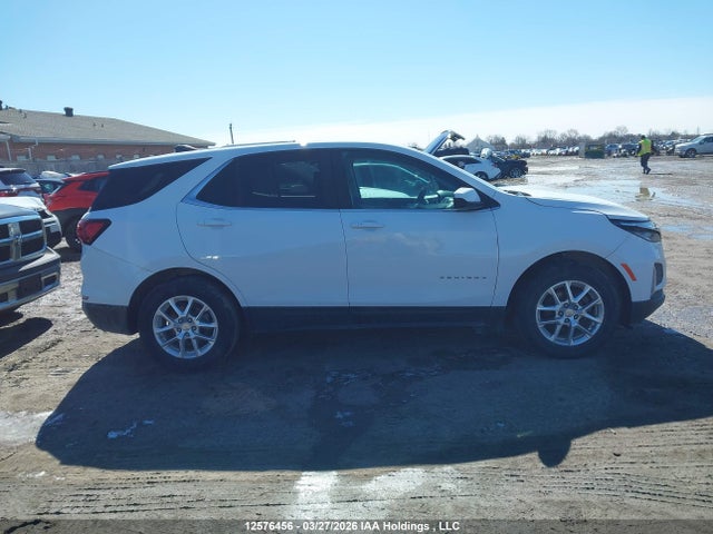 2GNAXUEV1N6117653 Chevrolet EQUINOX LT