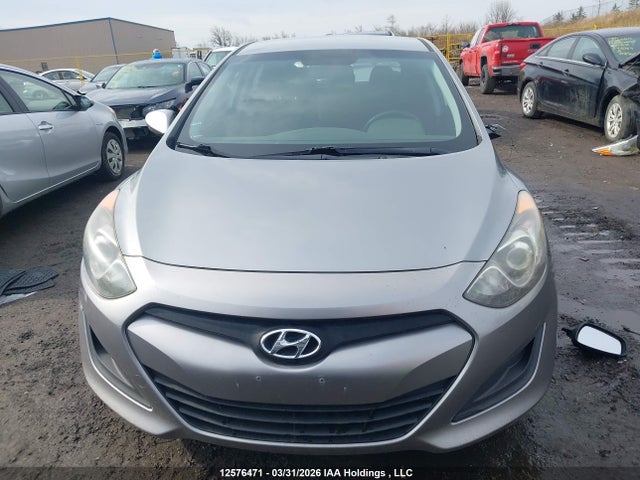 2013 Hyundai Elantra Gt Gl მანქანა იყიდება აუქციონზე, vin: KMHD25LE5DU109922, აუქციონის ნომერი: 12576471