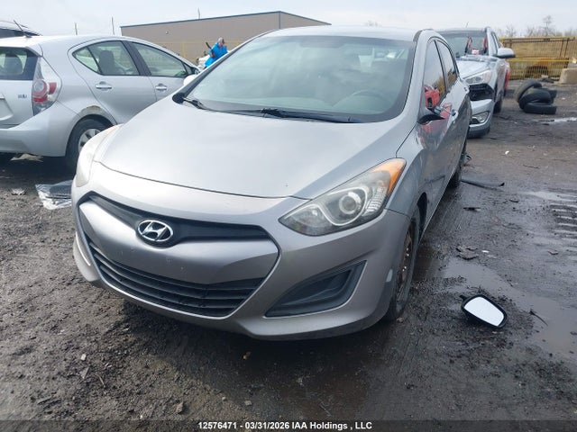 2013 Hyundai Elantra Gt Gl მანქანა იყიდება აუქციონზე, vin: KMHD25LE5DU109922, აუქციონის ნომერი: 12576471