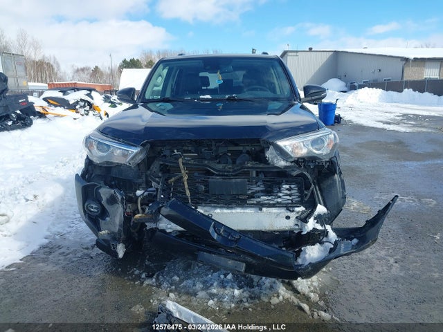 2022 Toyota 4runner მანქანა იყიდება აუქციონზე, vin: JTENU5JR0N6051146, აუქციონის ნომერი: 12576475
