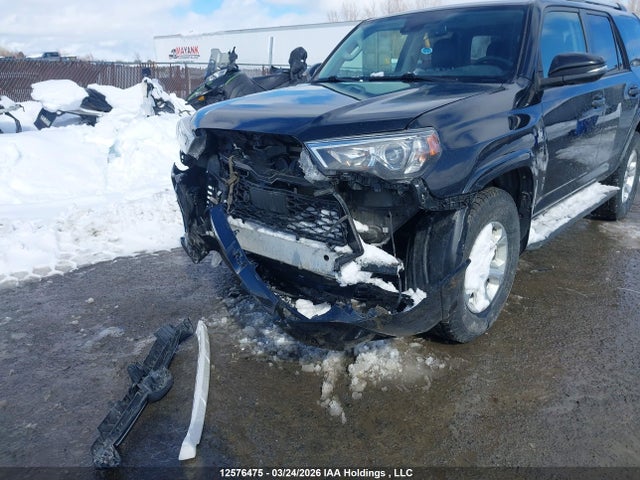 2022 Toyota 4runner მანქანა იყიდება აუქციონზე, vin: JTENU5JR0N6051146, აუქციონის ნომერი: 12576475