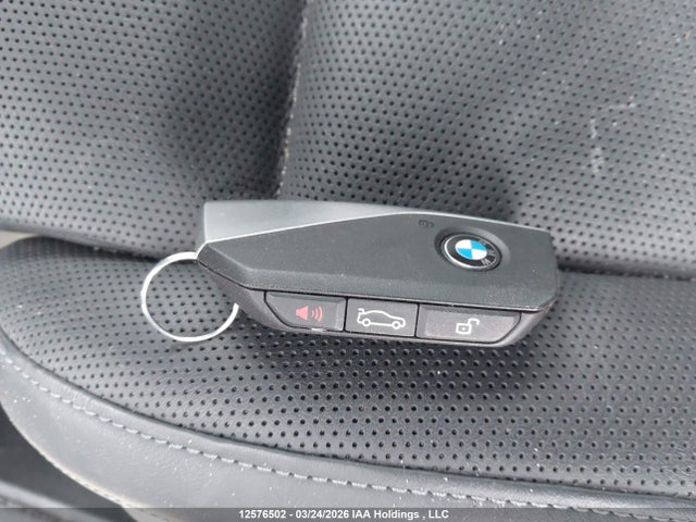 Продажа на аукционе авто 2026 Bmw 550e Xdrive, vin: WBA13FK0XTCV47353, номер лота: 12576502
