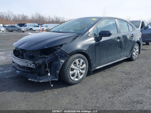 12576517 :رقم المزاد ، 5YFBPMBE1NP352537 vin ، 2022 Toyota Corolla Le مزاد بيع